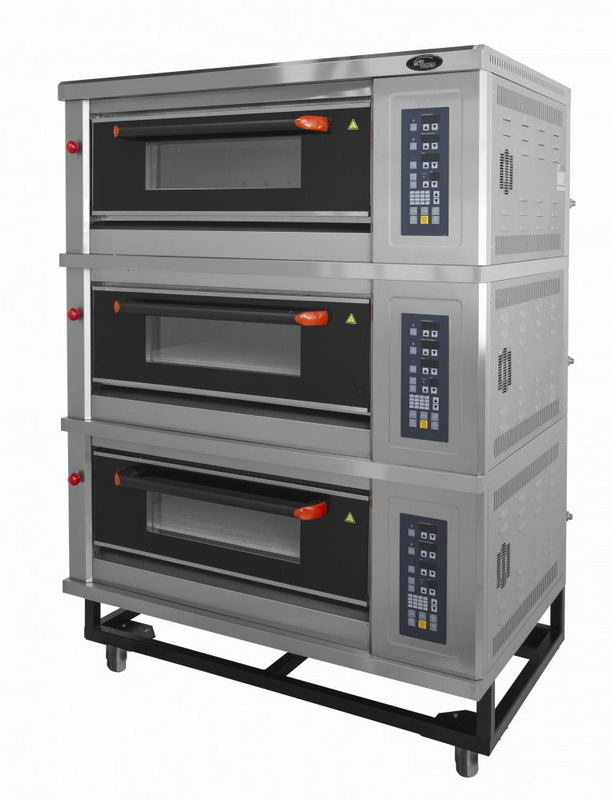 картинка Шкаф жарочно-пекарский GRILL MASTER ШПЭ/3 (+400С, с парогенераторами) интернет-магазин Хладекс картинка Шкаф жарочно-пекарский GRILL MASTER ШПЭ/3 (+400С, с парогенераторами) от магазина Хладекс
